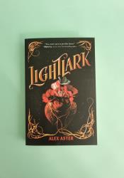 Lightlark (The Lightlark Saga Book 1) thumb 2 2