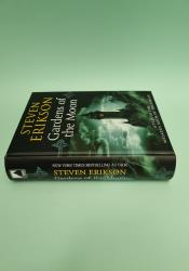 Gardens of the Moon (Malazan Book of the Fallen 1) thumb 2 5