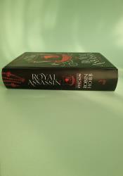 Royal Assassin: Book 2 thumb 1 4