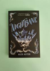 Nightbane (The Lightlark Saga Book 2) thumb 1 2