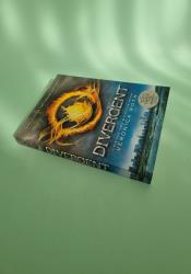 Divergent (Divergent Series, 1) thumb 2 3