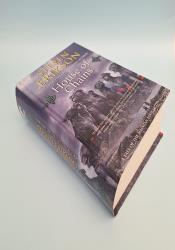 House of Chains  (The Malazan Book Of The Fallen 4) thumb 2 3