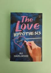 The Love Hypothesis thumb 1 2