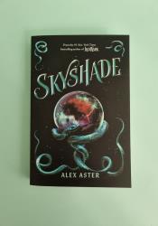 Skyshade (The Lightlark Saga Book 3) thumb 1 2