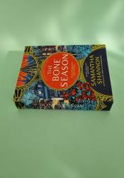 The Bone Season (The Bone Season 1) thumb 2 4