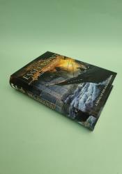Stonewielder (The Malazan Empire 3) thumb 2 3