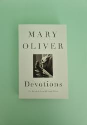Devotions: The Selected Poems of Mary Oliver Devotions: The Selected Poems of Mary Oliver thumb 2 2