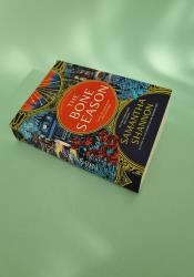 The Bone Season (The Bone Season 1) thumb 2 3