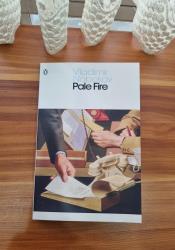 Pale Fire (Penguin Modern Classics) thumb 1 2