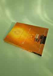 The Cat Who Saved Books thumb 1 3