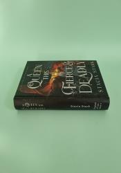 A Queen This Fierce and Deadly (Kingdom of Lies 4) thumb 1 4