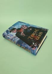 Throne of Glass thumb 2 3
