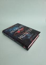 Heartless Hunter (The Crimson Moth 1) thumb 2 3