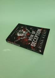 Vow of Deception (Deception Trilogy 1) thumb 2 3