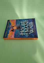 House of Many Ways (Howl’s Moving Castle 3) thumb 1 4