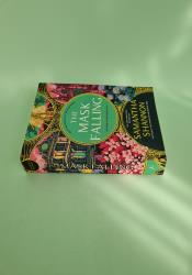 The Mask Falling (The Bone Season 4) thumb 2 4